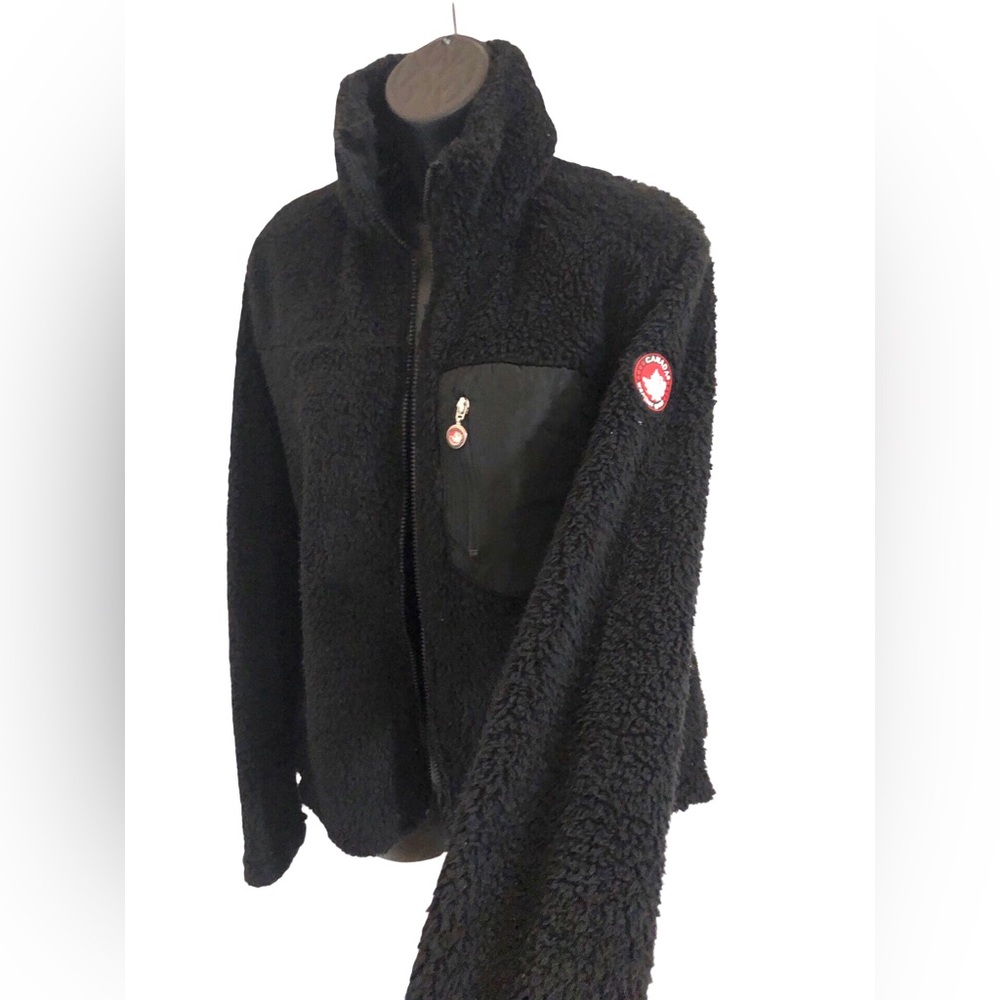 Canada Weathergear black sherpa zip up jacket size medium brand new